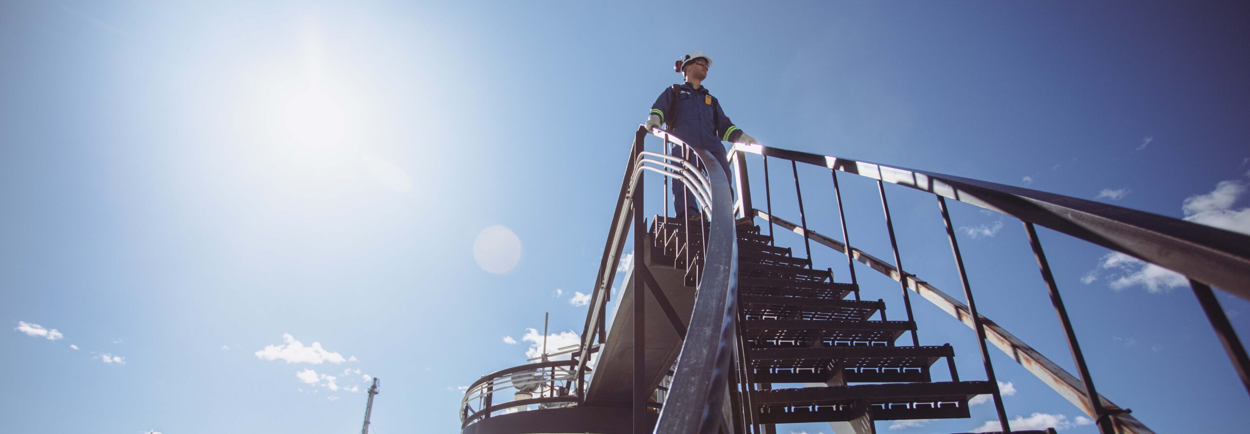Ingénieur descendant d'un bac