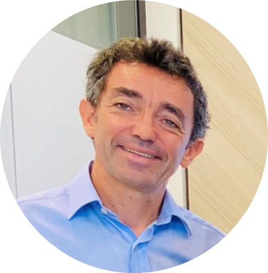 Stephane Saintrapt, infirmier chez Esso en France